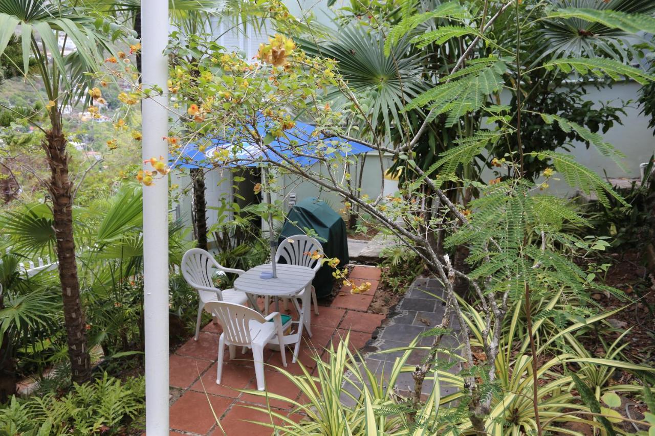 The Green Iguana Hotel شارلوت أملي المظهر الخارجي الصورة
